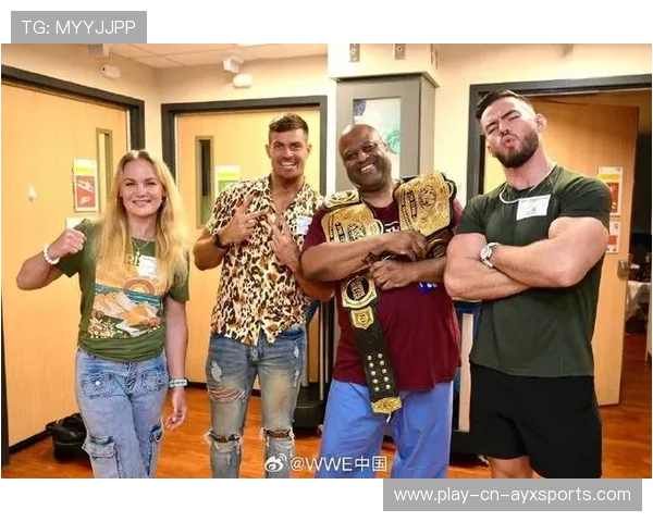 UFC 选手模仿 WWE