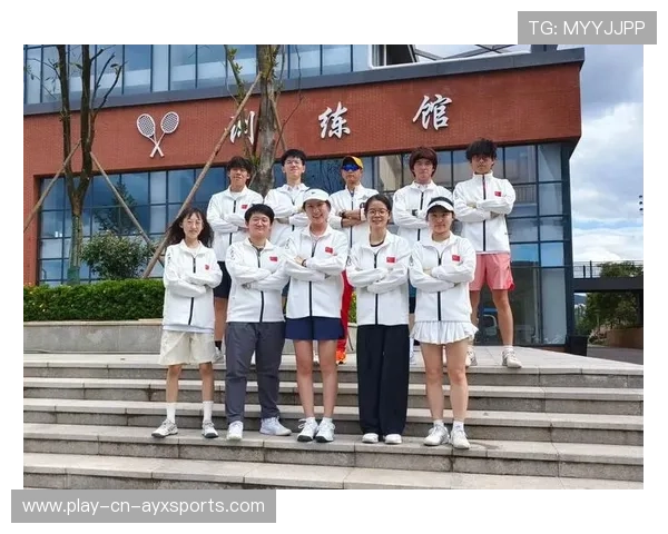 冠军球队球员赛季荣誉展览馆对外开放接受参观，荣耀冠军球员进阶